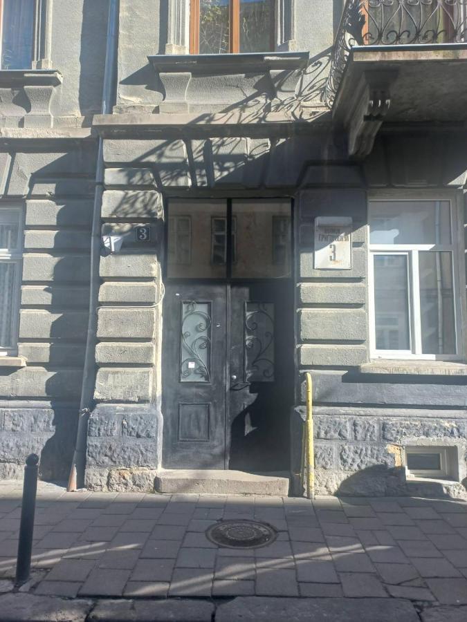 Чорно -Білий Люкс В Центрі Διαμέρισμα Λβιβ Εξωτερικό φωτογραφία